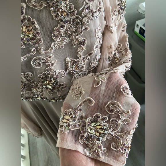 Long Sleeves beaded gown. - Picture 5 of 17